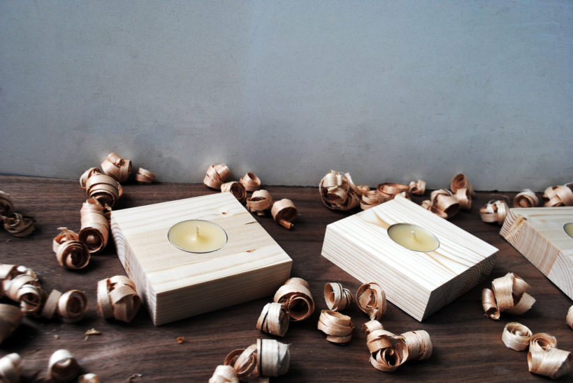 Wooden tea light candle holder pinewood set of 4 pieces Wooden tea light candle holder pinewood set of 4 pieces