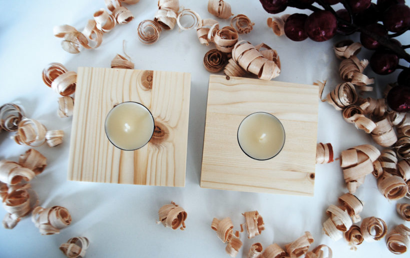 Wooden tea light candle holder pinewood set of 2 pieces