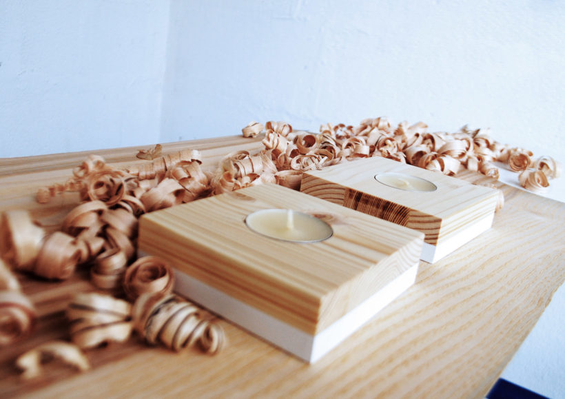 Wooden tea light candle holder pinewood set of 2 pieces