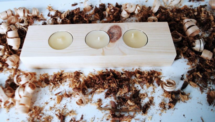 Wooden tea light candle holder spruce for 3 candles Wooden tea light candle holder spruce for 3 candles