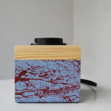 Handmade Wooden Edison cube Table Lamp 'Spruce Multi' Splashes