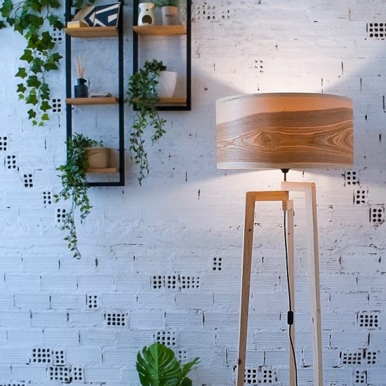 Χειροποίητο Ξύλινο Φωτιστικό Δαπέδου - 'Tripod II Olive'