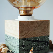 Handmade Wooden Edison cube Table Lamp 'Spruce Multi' Splashes
