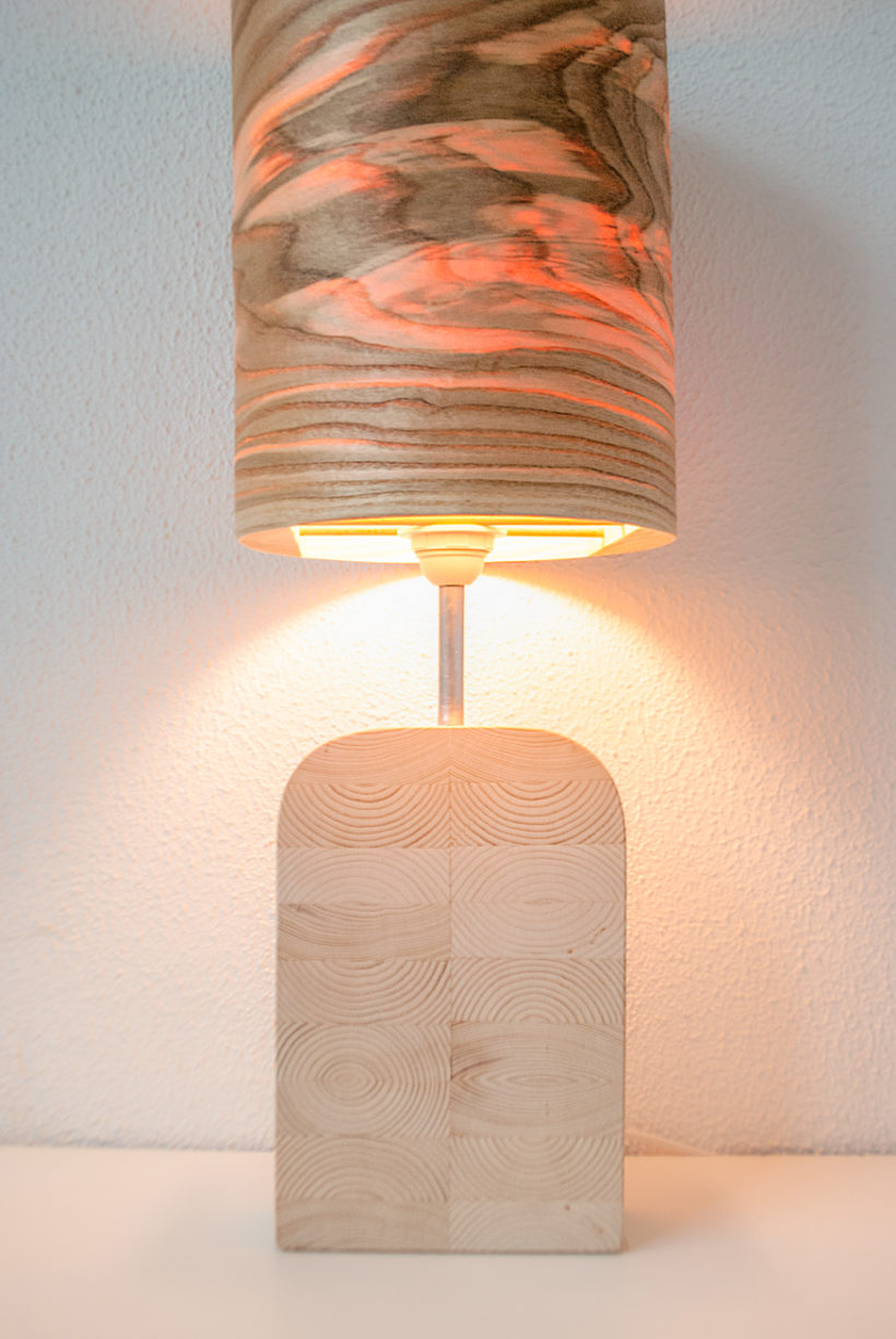 Χειροποίητο Ξύλινο Επιτραπέζιο Φωτιστικό 'Motif Wood 6 Olive'