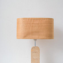 Handmade Wooden Table Lamp 'Motif Wood 3 Oak Wagon'
