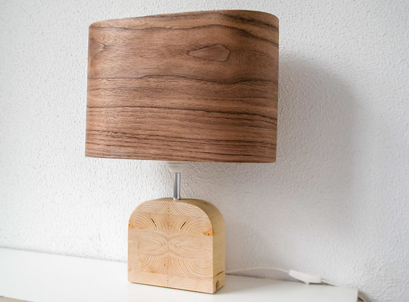 Handmade Wooden Table Lamp 'Motif Wood 4 Walnut Wagon'