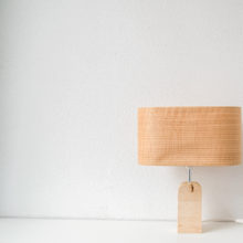Handmade Wooden Table Lamp 'Motif Wood 2 Oak Wagon'