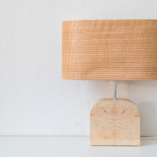 Handmade Wooden Table Lamp 'Motif Wood 4 Oak Wagon'