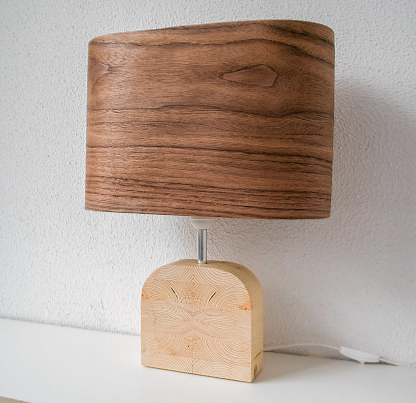 Handmade Wooden Table Lamp 'Motif Wood 4 Walnut Wagon'
