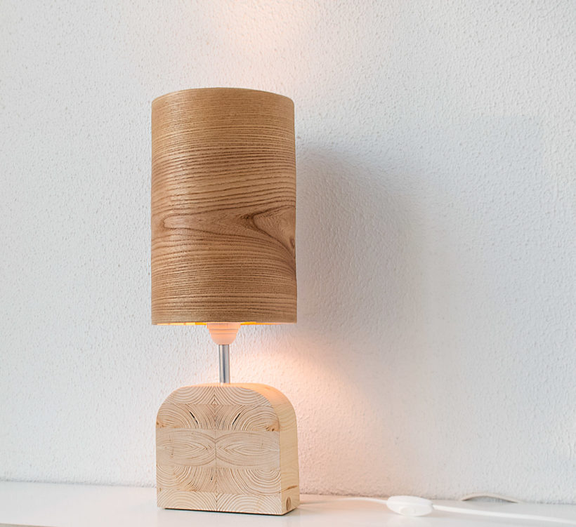 Χειροποίητο Ξύλινο Επιτραπέζιο Φωτιστικό 'Motif Wood 4 Elm'