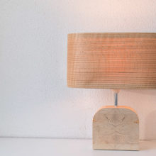 Handmade Wooden Table Lamp 'Motif Wood 4 Oak Wagon'