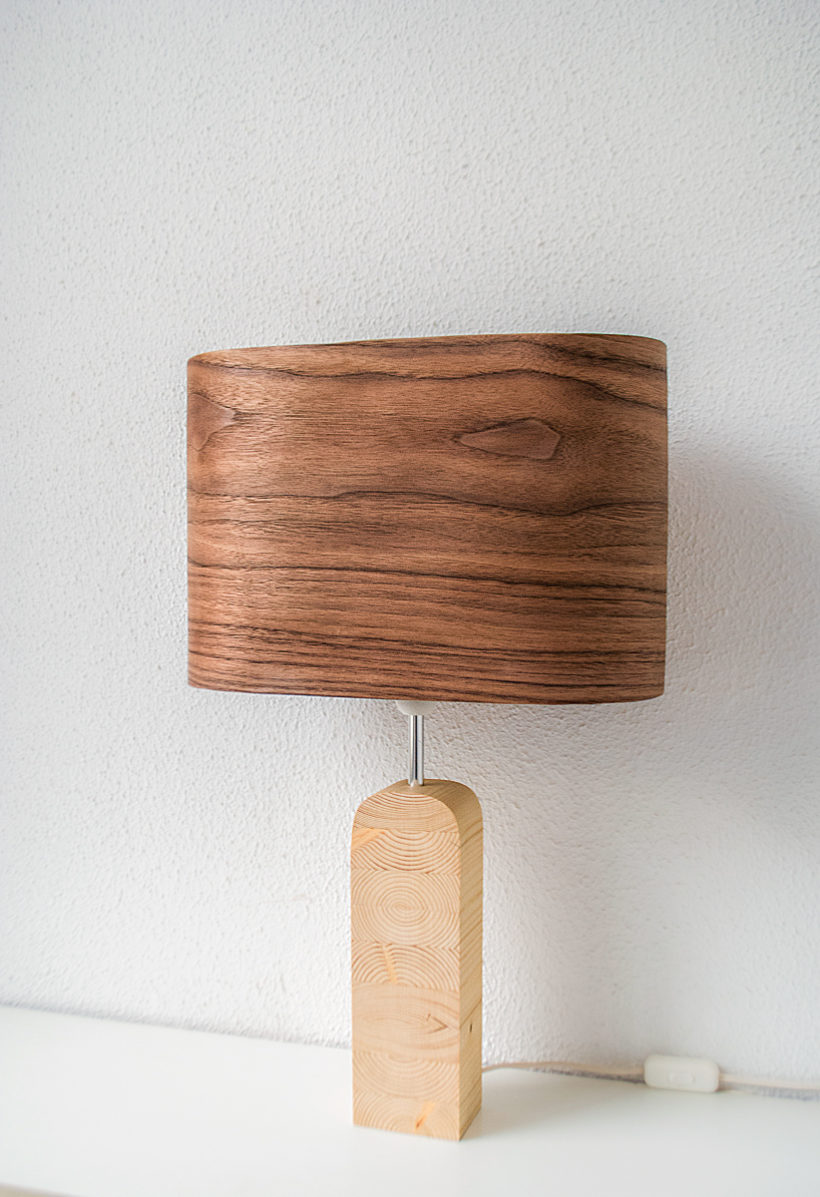 Handmade Wooden Table Lamp 'Motif Wood 3 Walnut Wagon'