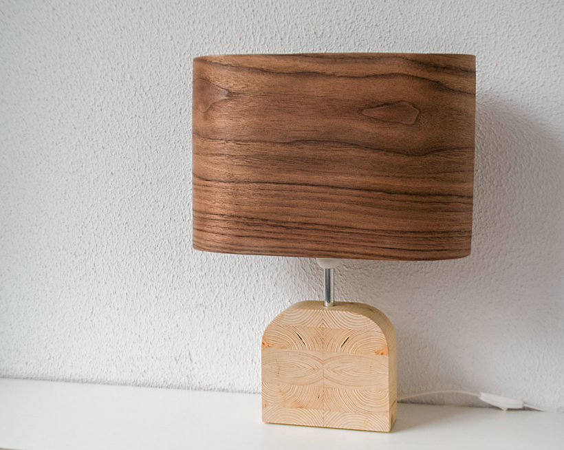 Handmade Wooden Table Lamp 'Motif Wood 4 Walnut Wagon'