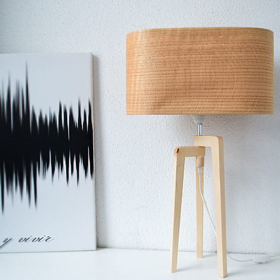 Handmade Wooden Table Lamp 'Tripod II Mini Oak Wagon'