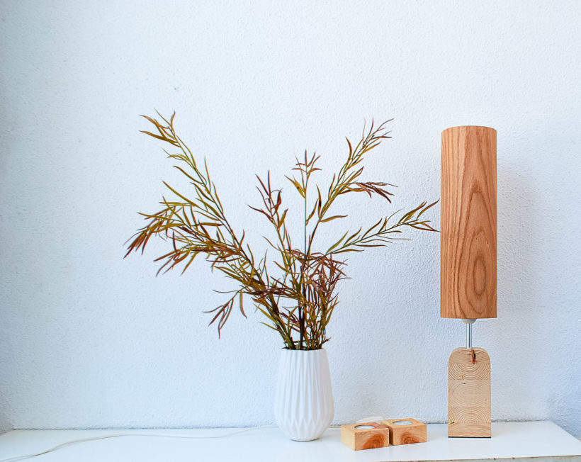 Χειροποίητο Ξύλινο Επιτραπέζιο Φωτιστικό 'Motif Wood 2 Oak Tall'