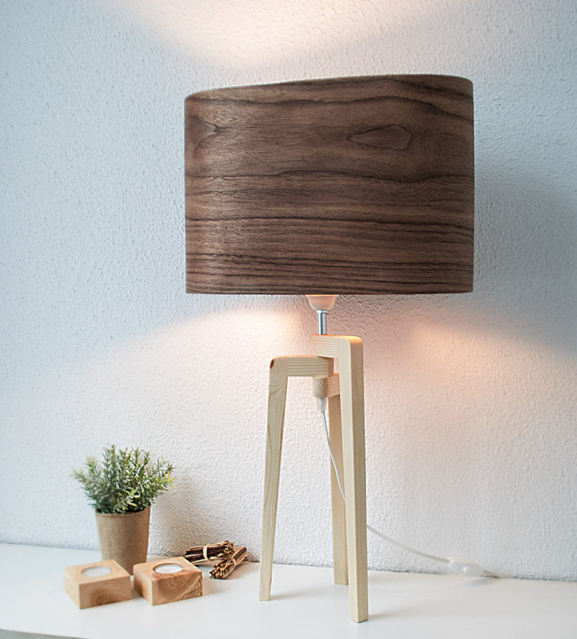 Handmade Wooden Table Lamp 'Tripod II Mini Walnut Wagon'