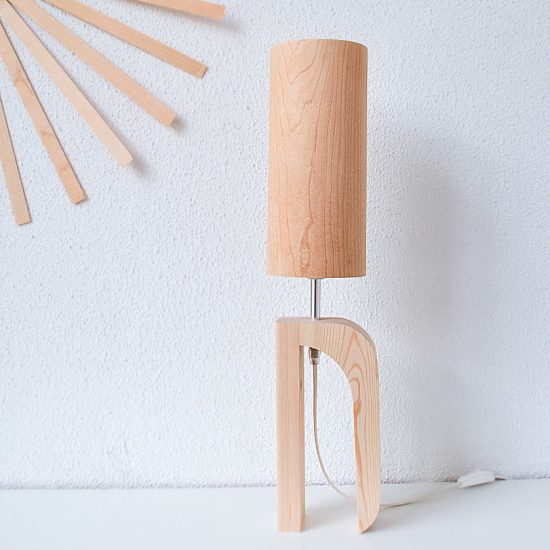 Χειροποίητο Ξύλινο Επιτραπέζιο Φωτιστικό 'Shapes' - Giraffe Maple