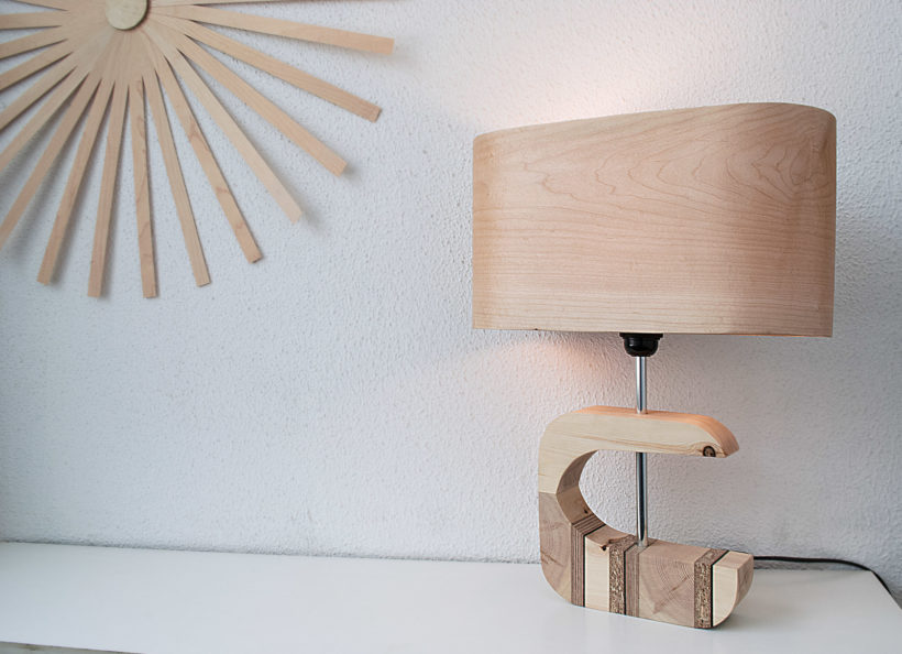 Handmade Wooden Table Lamp 'Shapes' - Wagon maple