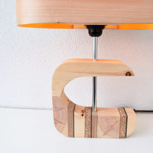 Handmade Wooden Table Lamp 'Shapes' - Wagon maple