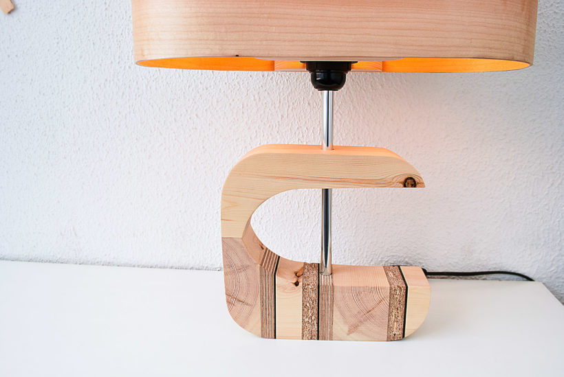 Handmade Wooden Table Lamp 'Shapes' - Wagon maple
