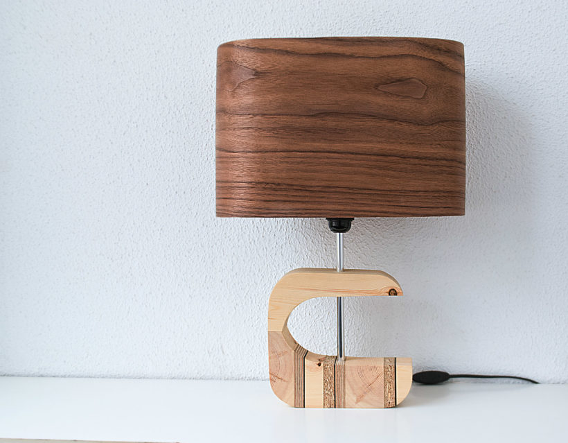 Handmade Wooden Table Lamp 'Shapes' - Wagon walnut