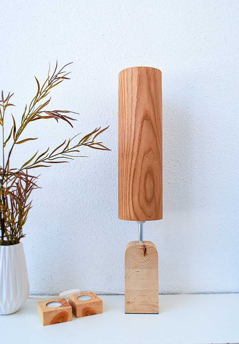 Χειροποίητο Ξύλινο Επιτραπέζιο Φωτιστικό 'Motif Wood 2 Oak Tall'