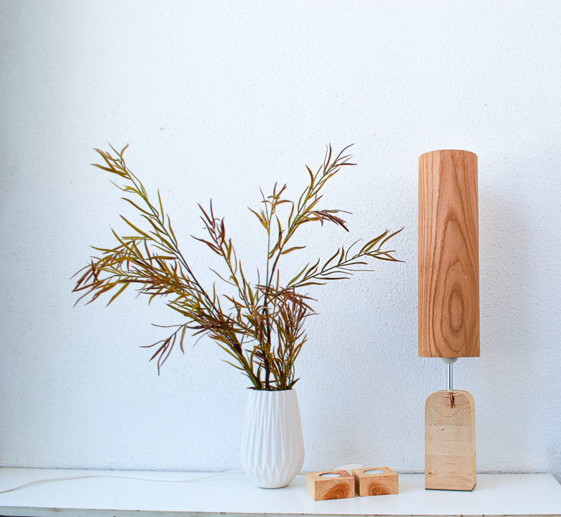 Χειροποίητο Ξύλινο Επιτραπέζιο Φωτιστικό 'Motif Wood 2 Oak Tall'