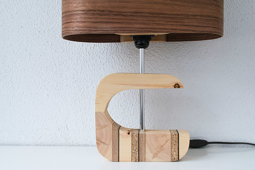 Handmade Wooden Table Lamp 'Shapes' - Wagon walnut