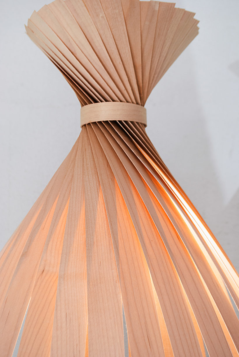 Χειροποίητο Ξύλινο Φωτιστικό Οροφής - 'X Teepee Maple'