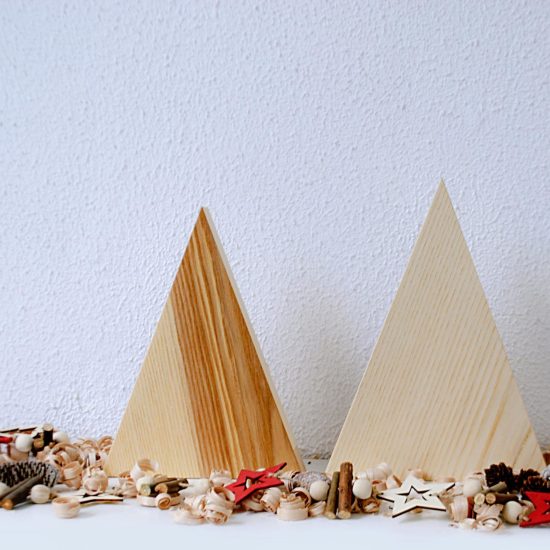 Χειροποίητα Ξύλινα Χριστουγεννιάτικα Δεντράκια, Σετ 2 τμχ., Ελιά - Δεσποτάκι