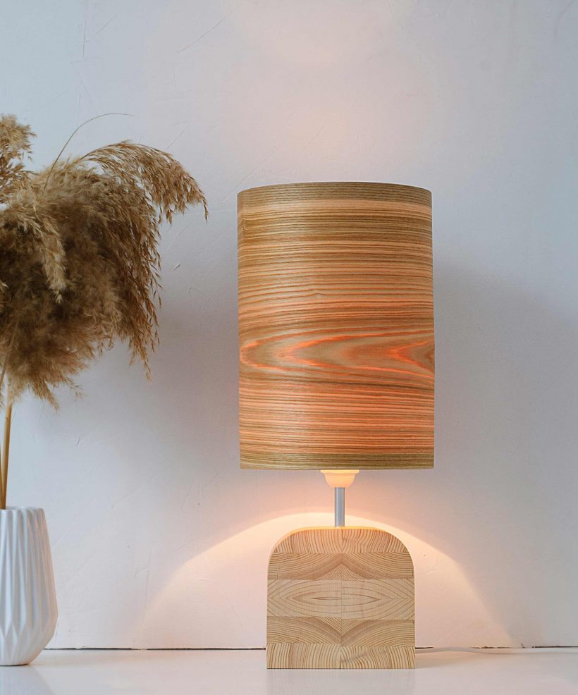 Handmade Wooden Table Lamp 'Motif Wood 4 Olive Big'