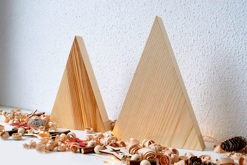 Handmade Wood Christmas Trees Decoration, Olive & Ash