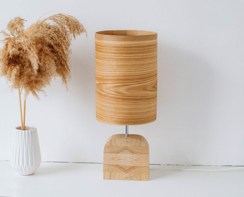 Handmade Wooden Table Lamp 'Motif Wood 4 Olive Big'