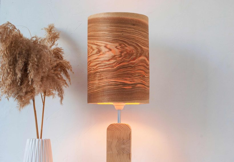 Χειροποίητο Ξύλινο Επιτραπέζιο Φωτιστικό 'Motif Wood 3 Olive'