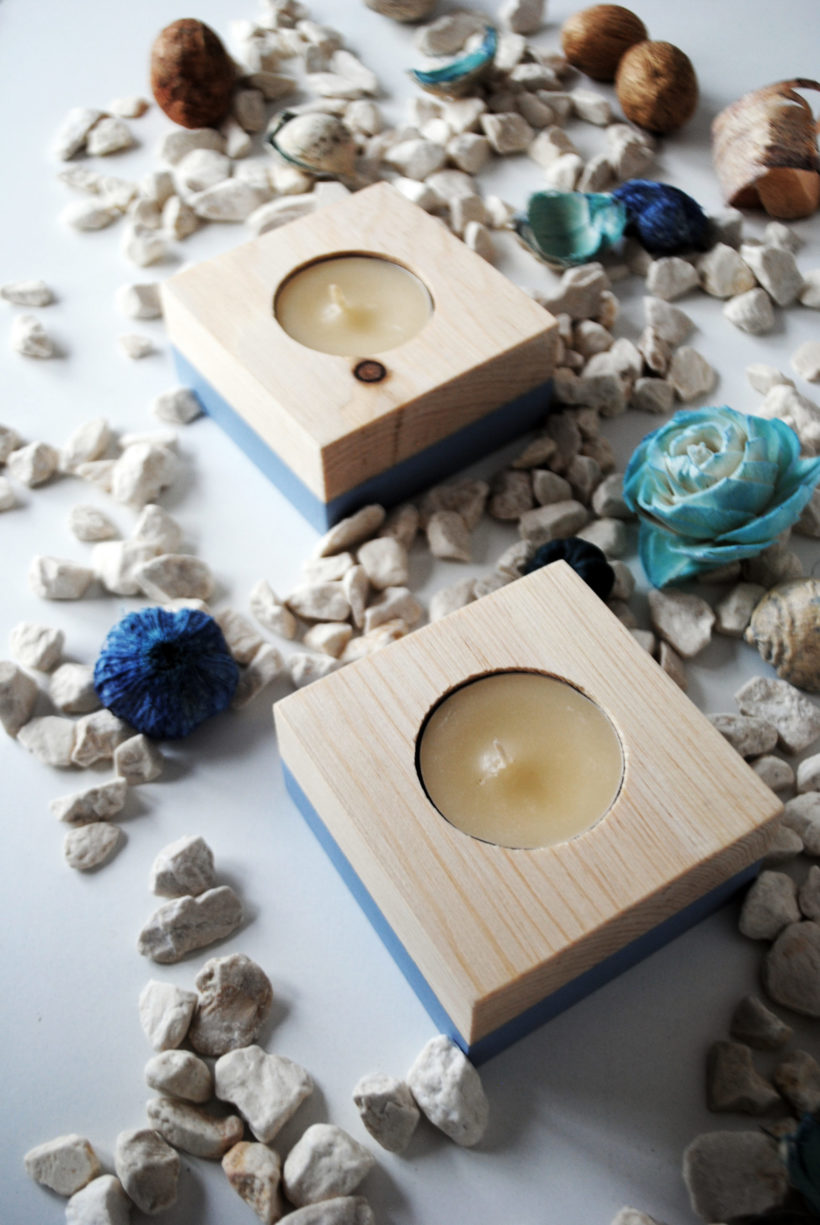 Wooden tea light candle holder spruce set of 2 pieces – paint blue-grey Wooden tea light candle holder spruce set of 2 pieces – paint blue-grey