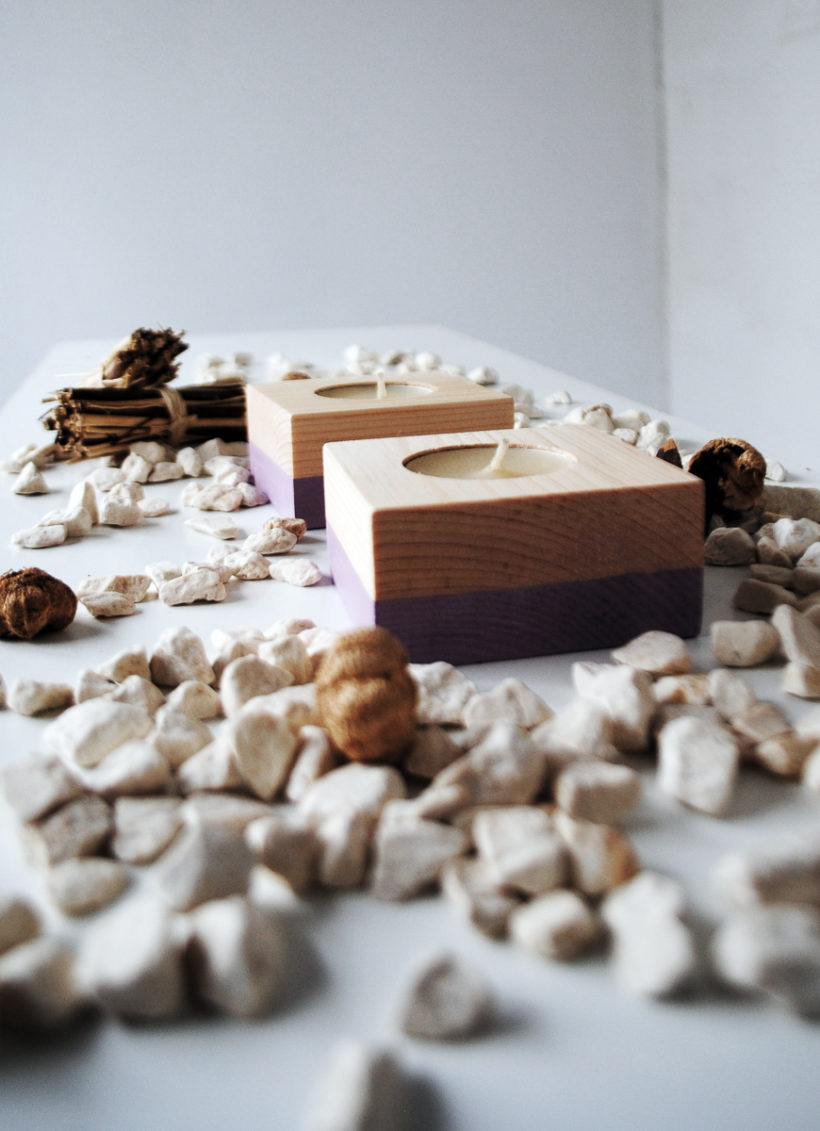 Wooden tea light candle holder spruce set of 2 pieces – paint violet