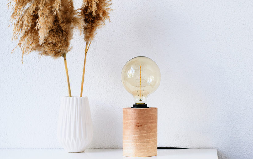 Barrel Walnut EU - Χειροποίητο Ξύλινο Επιτραπέζιο Φωτιστικό