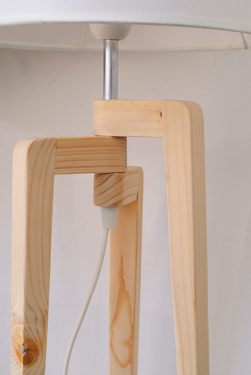 Tripod II Mini - Handmade Wooden Table Lamp