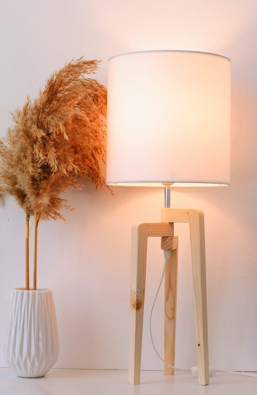 Tripod II Mini - Handmade Wooden Table Lamp