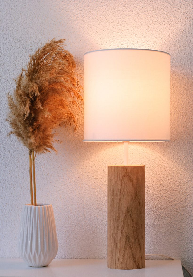 Lina Oak - Χειροποίητο Ξύλινο Επιτραπέζιο Φωτιστικό