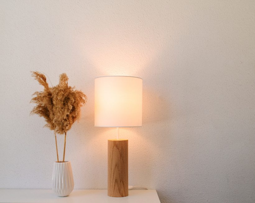 Lina Oak - Χειροποίητο Ξύλινο Επιτραπέζιο Φωτιστικό