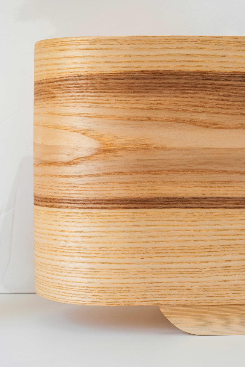 Wagon Olivie - Handmade Wooden Table Lamp